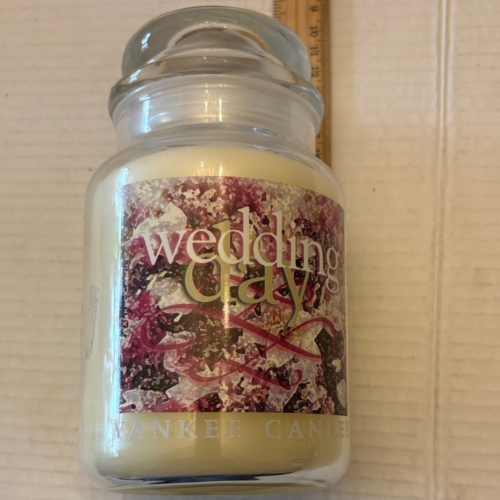 Yankee Candle Large Jar Candle - Cream Wax with Pink and Purple Label